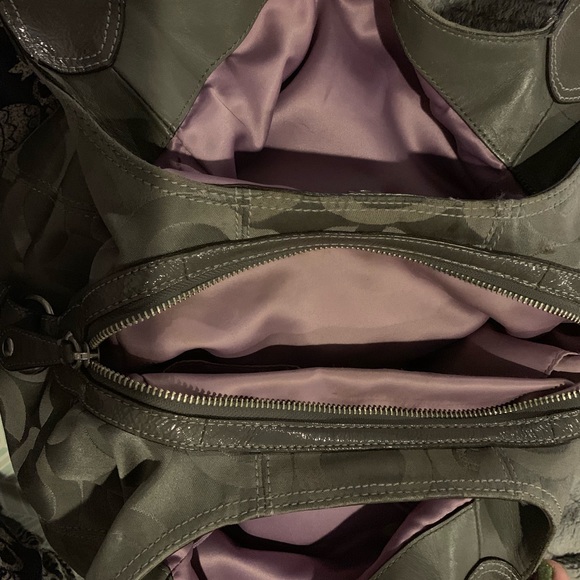 Gray Coach shoulder bag - Picture 6 of 8